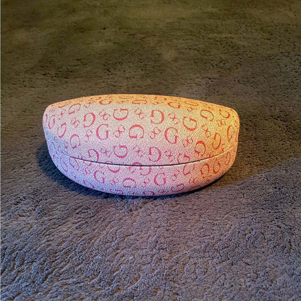 Guess eyewear case